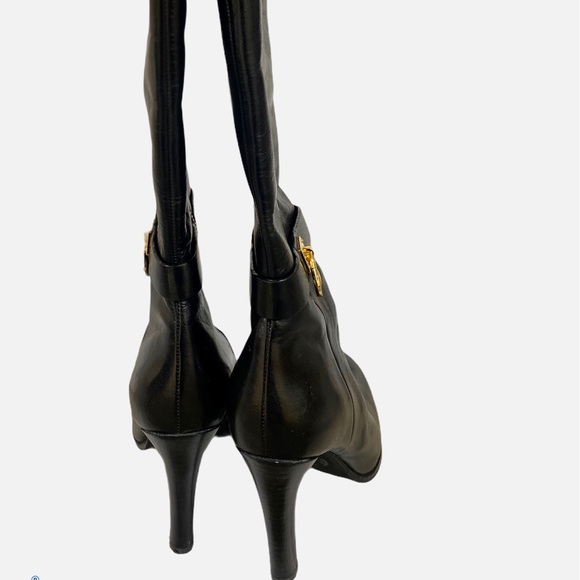 Micheal Kors High Heel Leather Boots - Picture 3 of 6